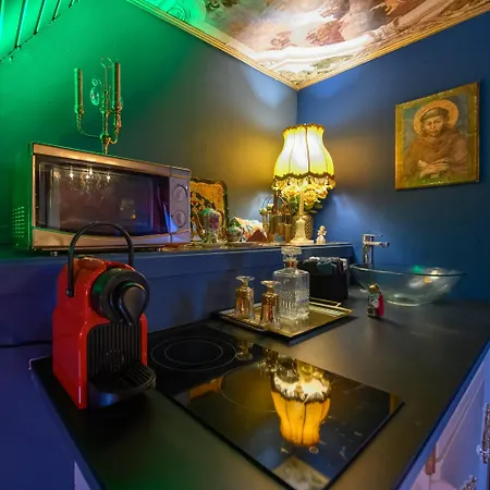 Capsule Baroque Apartmán *